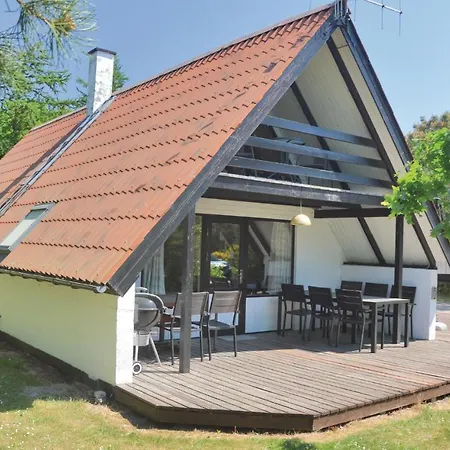 Дом отдыха Three-bedroom Holiday In Skjern