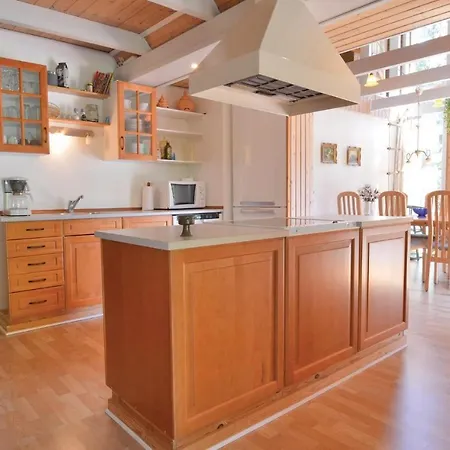 Three-bedroom Holiday In Skjern * Halby