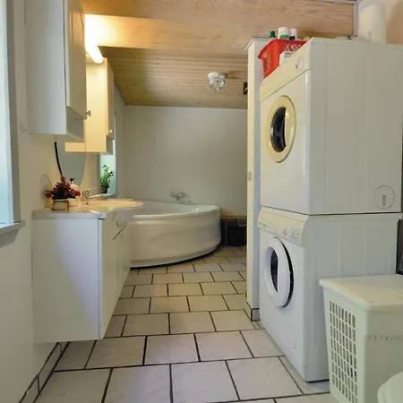 Дом отдыха Three-bedroom Holiday In Skjern *