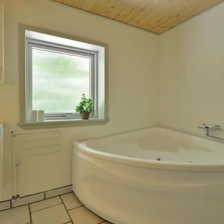 Three-bedroom Holiday In Skjern Дом отдыха Halby